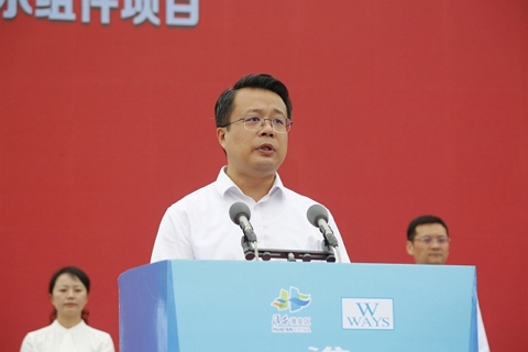 淮安大发88轻量化车载新型显示组件项目开工建设4.JPG